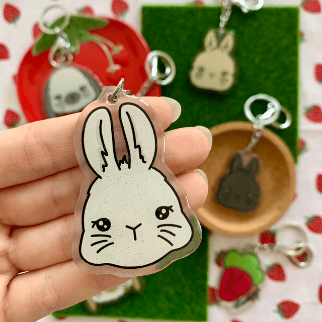 BUNNY keychain - White