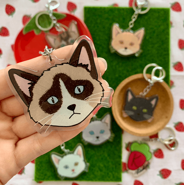 CAT keychain - Brown