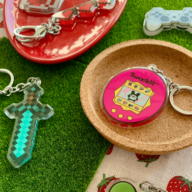 GAMING keychain - Tamagotchi