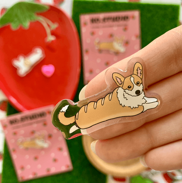CORGI pin - Toby baguette